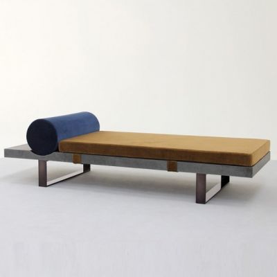 LAVASTONE DAYBED