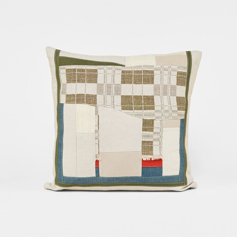 Commune Pillows